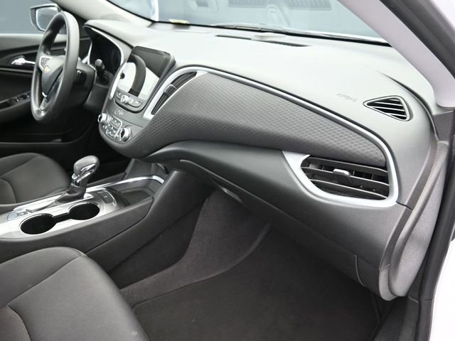 Used 2023 Chevrolet Malibu LT image 42