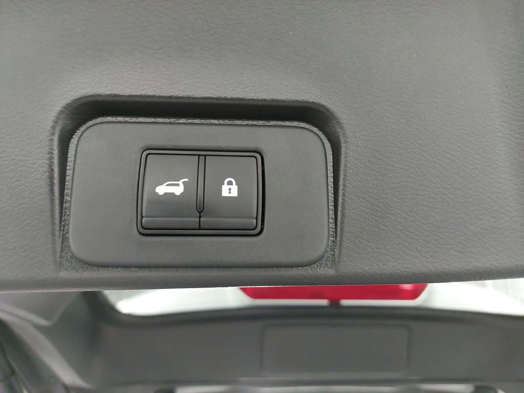 Used 2023 Nissan Rogue SV w/ SV Premium Package image 13