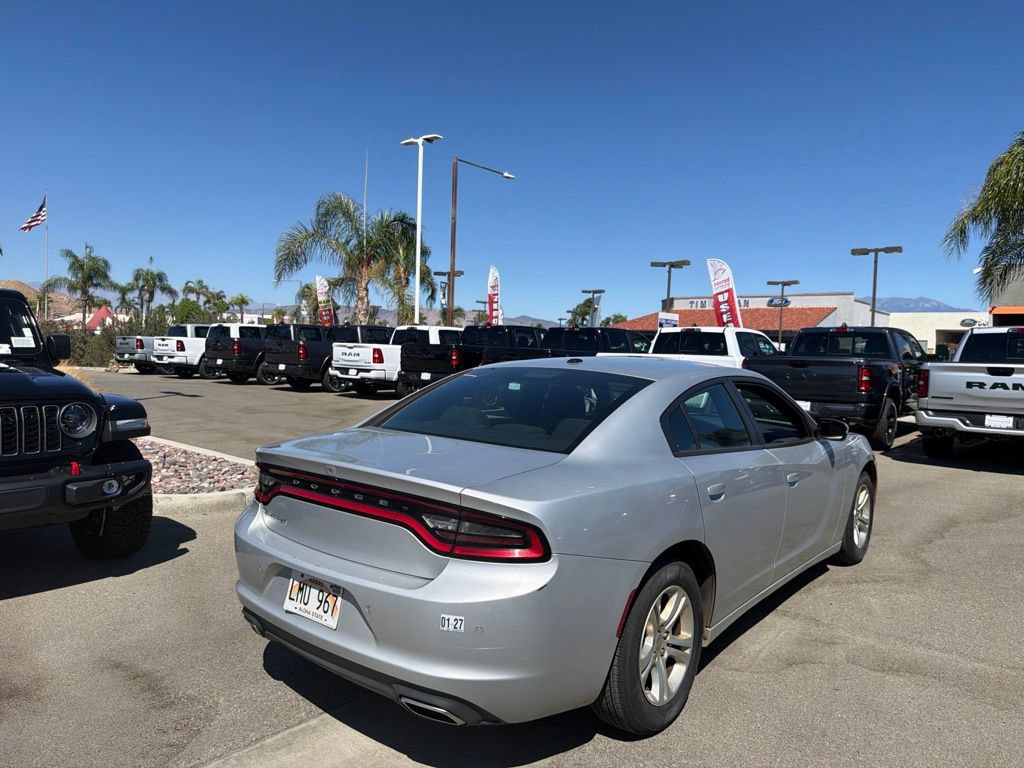 Used 2022 Dodge Charger SXT RWD image 4