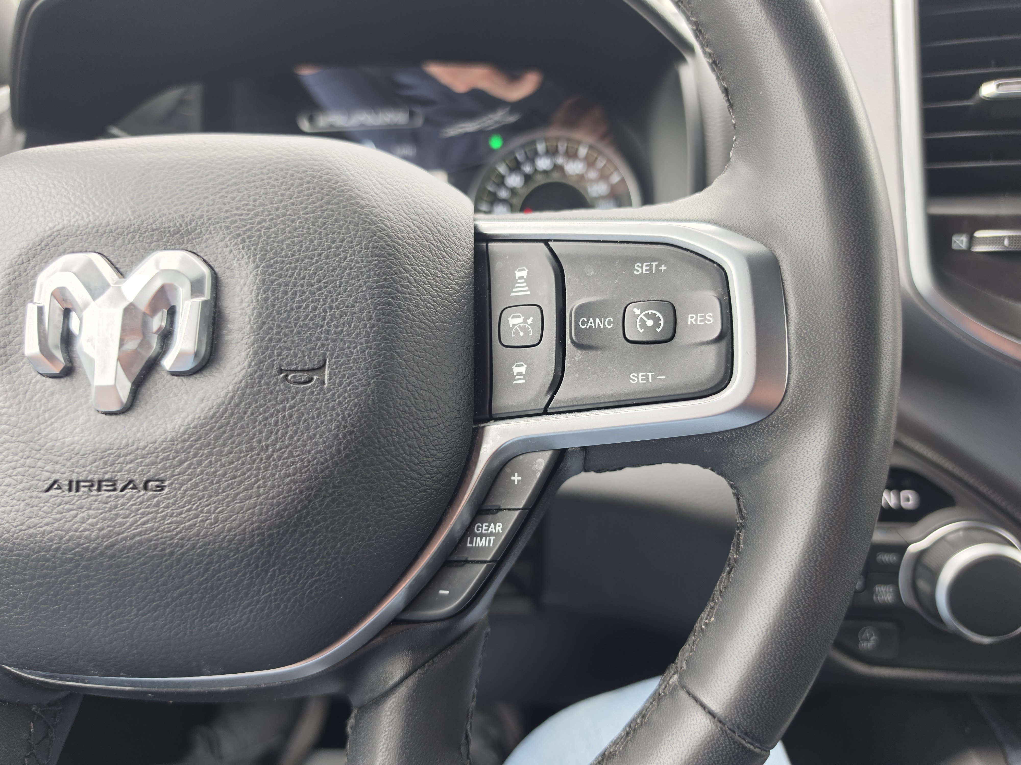 Used 2025 RAM 1500 Big Horn AWD/4WD image 20