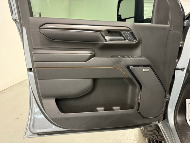 Used 2024 GMC Sierra 2500 AT4 w/ AT4 Premium Plus Package image 11