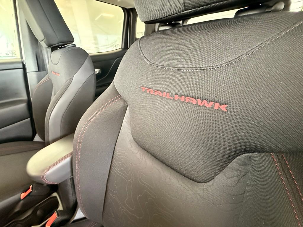 Certified 2023 Jeep Renegade Trailhawk image 14