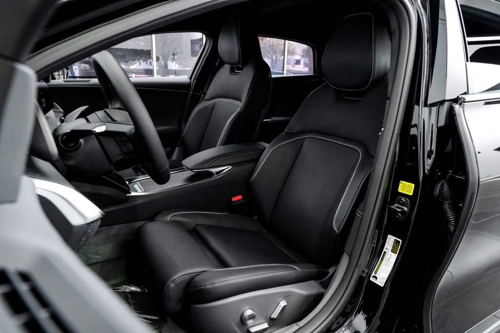 Used 2025 Lucid Air Touring image 42