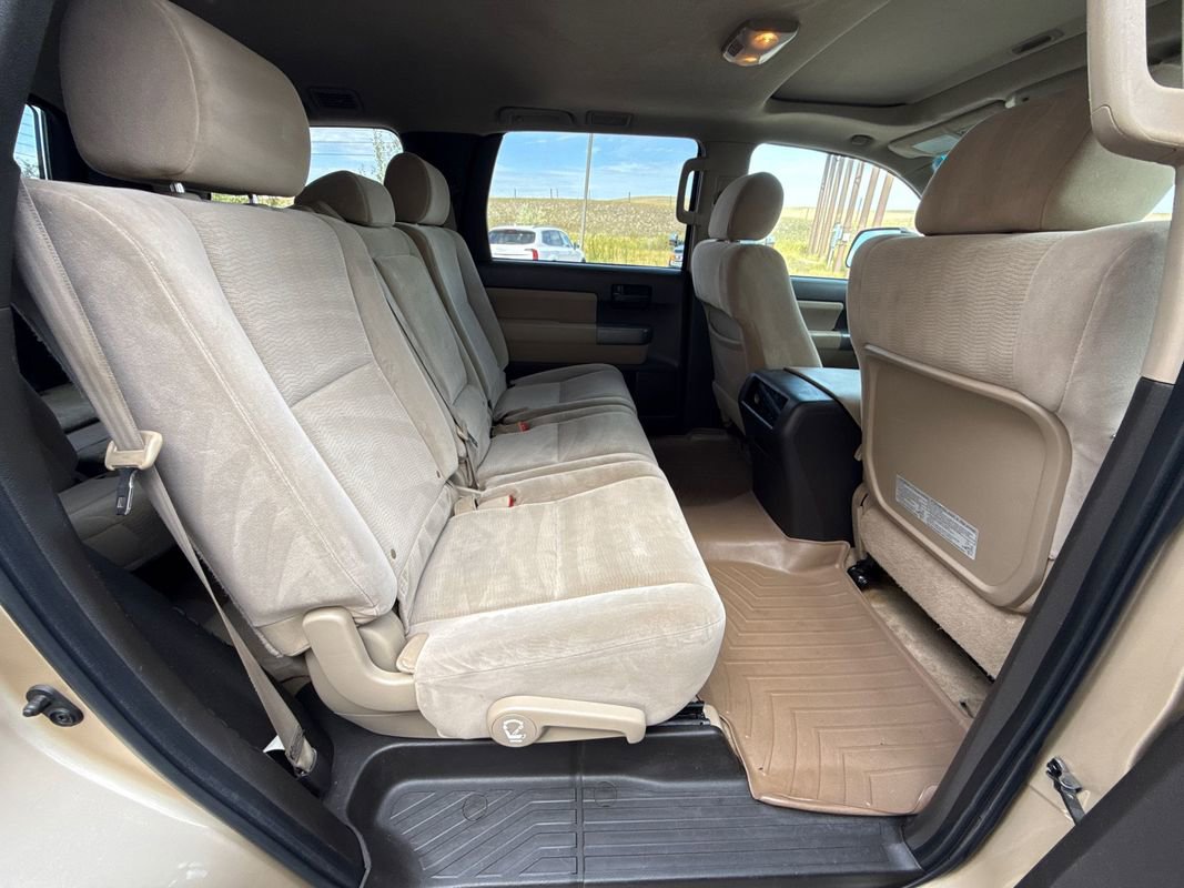 Used 2010 Toyota Sequoia SR5 image 19