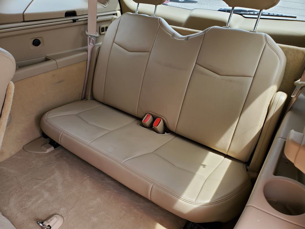 Used 2009 Cadillac SRX 2WD w/ Third Row Seating Package image 31