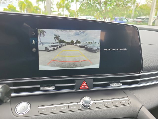 New 2026 Hyundai Elantra Limited FWD image 15