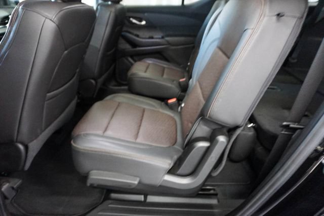 Used 2023 Chevrolet Traverse High Country image 12