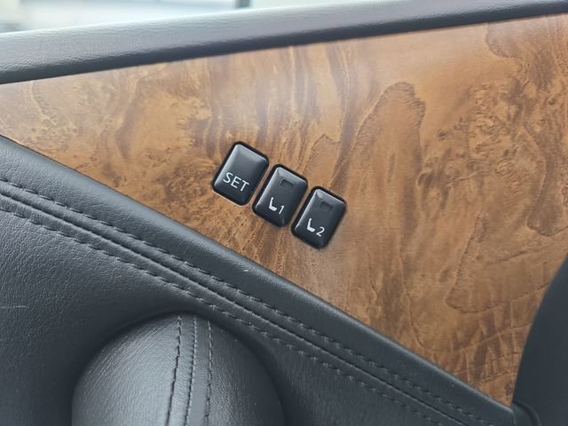 Used 2024 Nissan Armada SL w/ Captain's Chairs Package RWD image 26