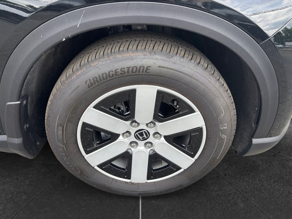 Used 2024 Honda Prologue EX image 8