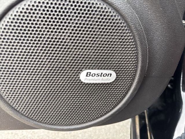 Used 2011 Chevrolet Camaro SS w/ RS Package RWD image 16