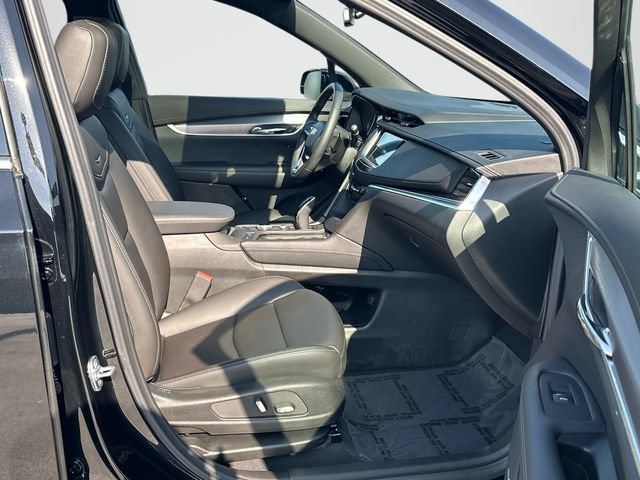 Certified 2024 Cadillac XT6 Luxury AWD/4WD image 22