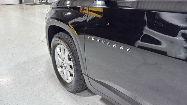 Used 2020 Chevrolet Traverse LT w/ LPO, Floor Liner Package image 17