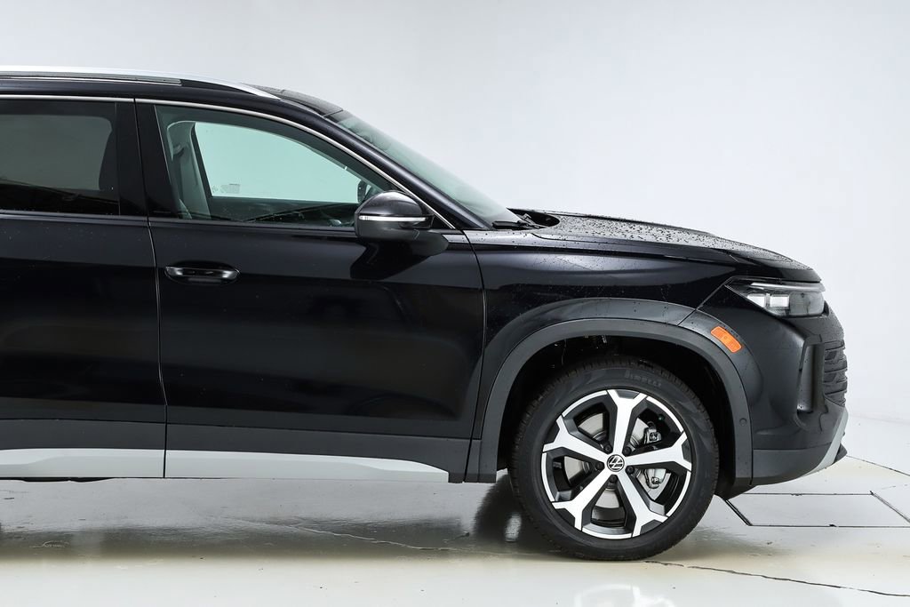 New 2026 Volkswagen Tiguan SE image 12