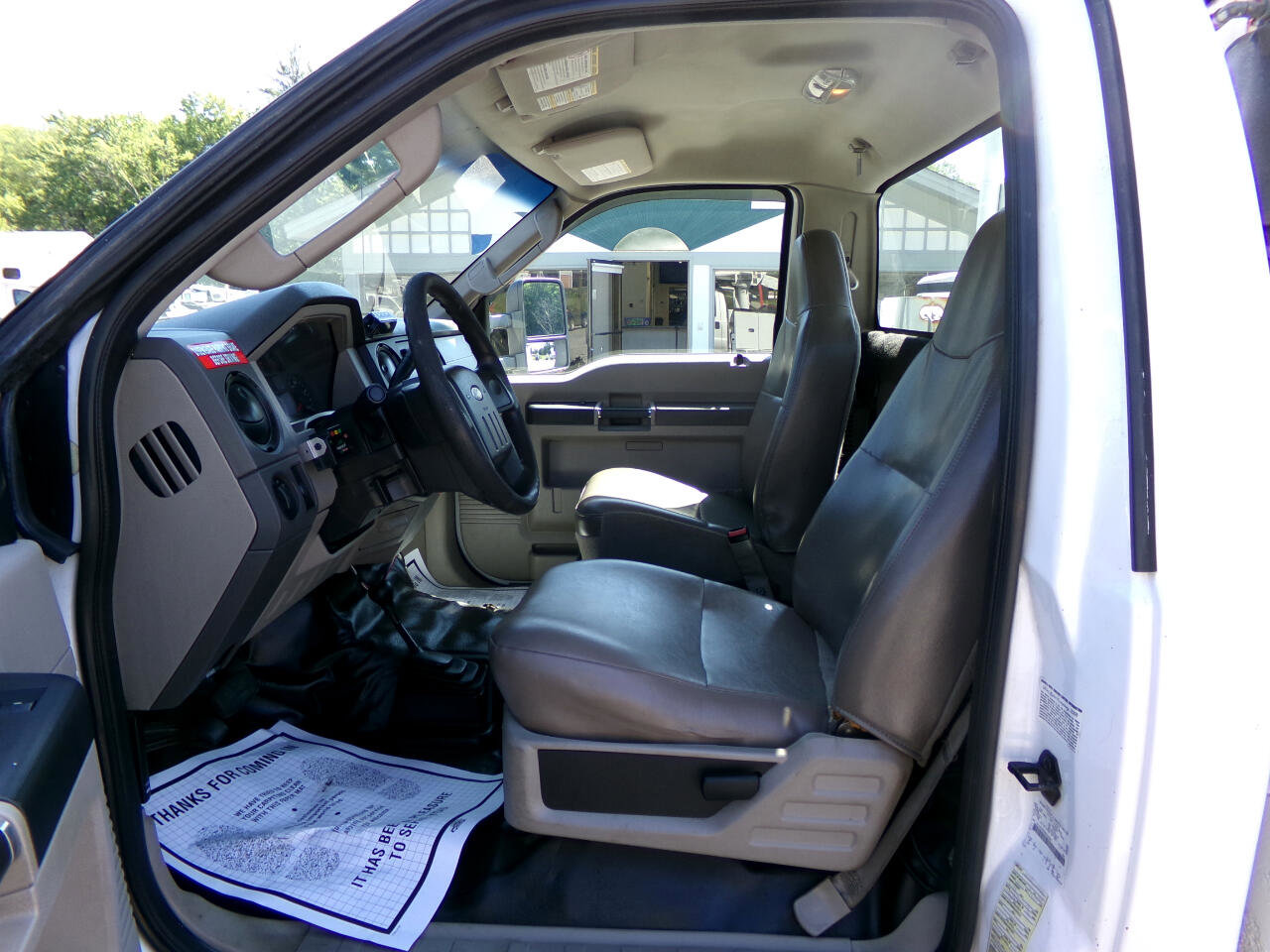 Used 2008 Ford F550 4x4 Regular Cab Super Duty image 9