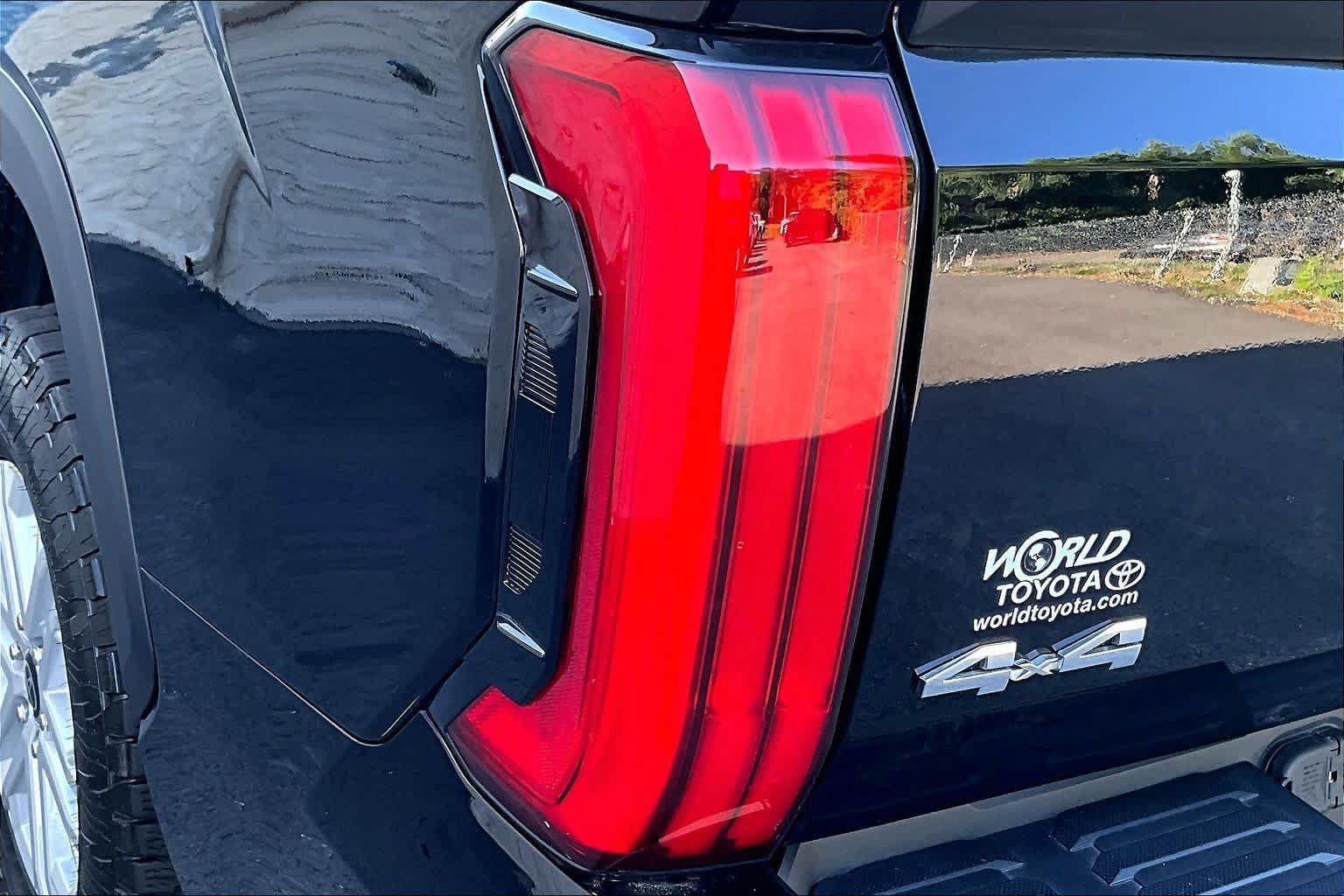 Used 2024 Toyota Tundra SR5 AWD/4WD image 29