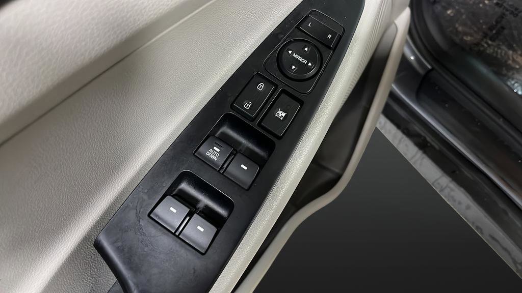 Used 2019 Hyundai Tucson SE w/ Cargo Package FWD image 20