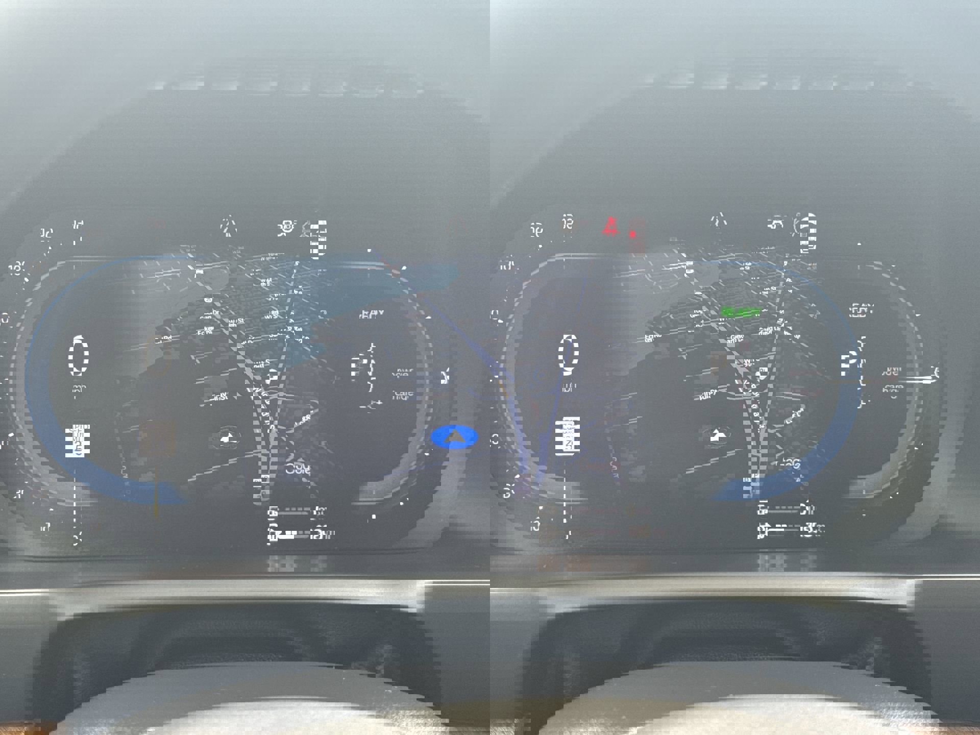 Used 2025 Volvo XC90 T8 Core w/ Protection Package Premier image 11