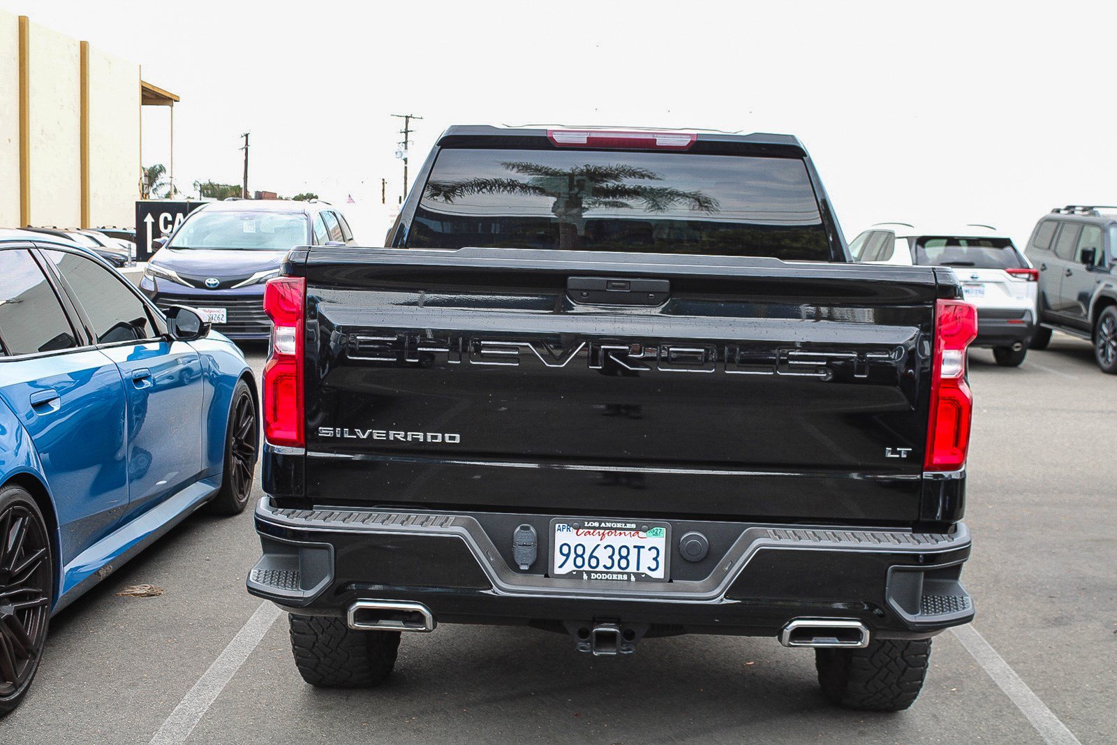 Used 2022 Chevrolet Silverado 1500 LT Trail Boss AWD/4WD image 8