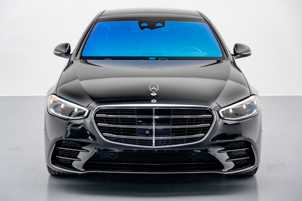 Used 2023 Mercedes-Benz S 580 4MATIC Sedan image 5
