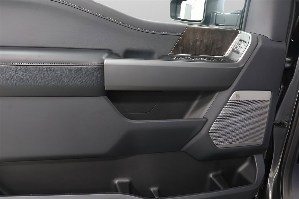 New 2026 Ford F350 Lariat w/ Black Appearance Package image 21