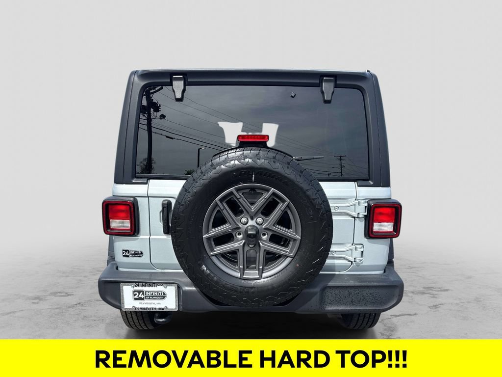 Used 2024 Jeep Wrangler Unlimited Sport AWD/4WD image 4