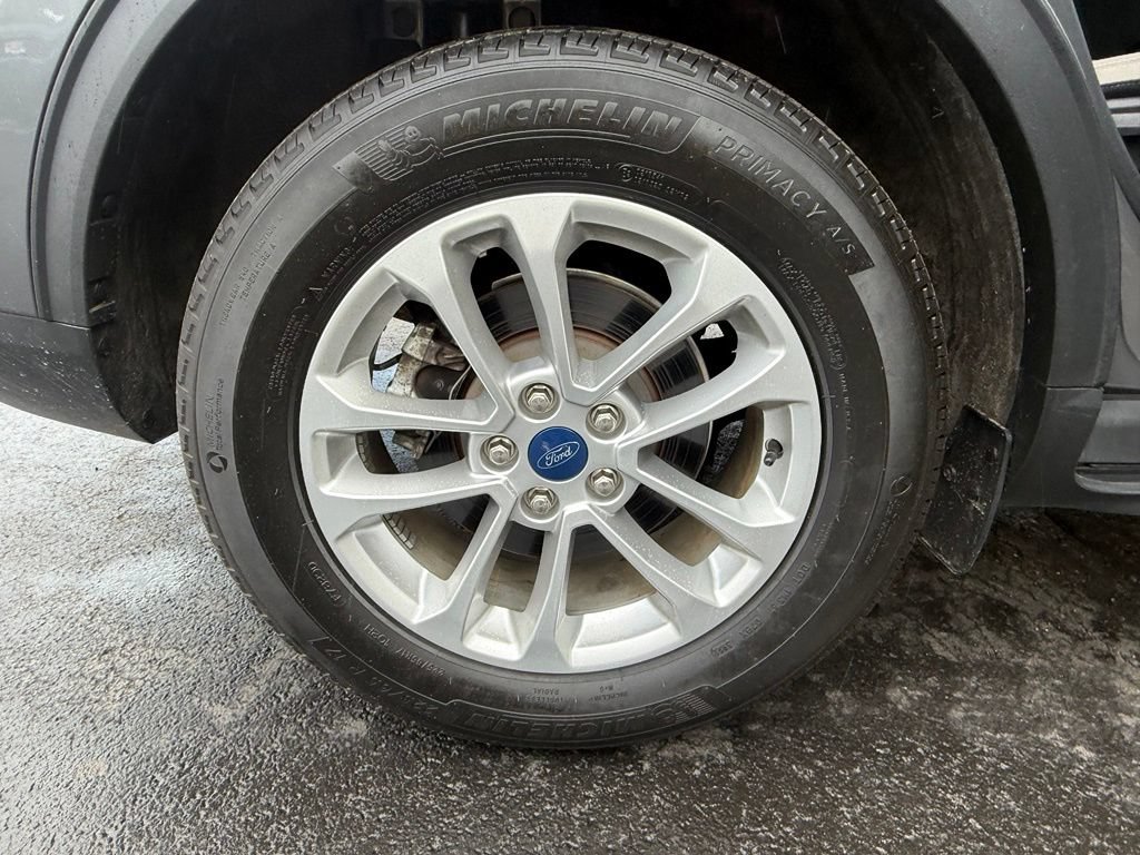 Used 2022 Ford Escape SE w/ Convenience Package FWD image 42