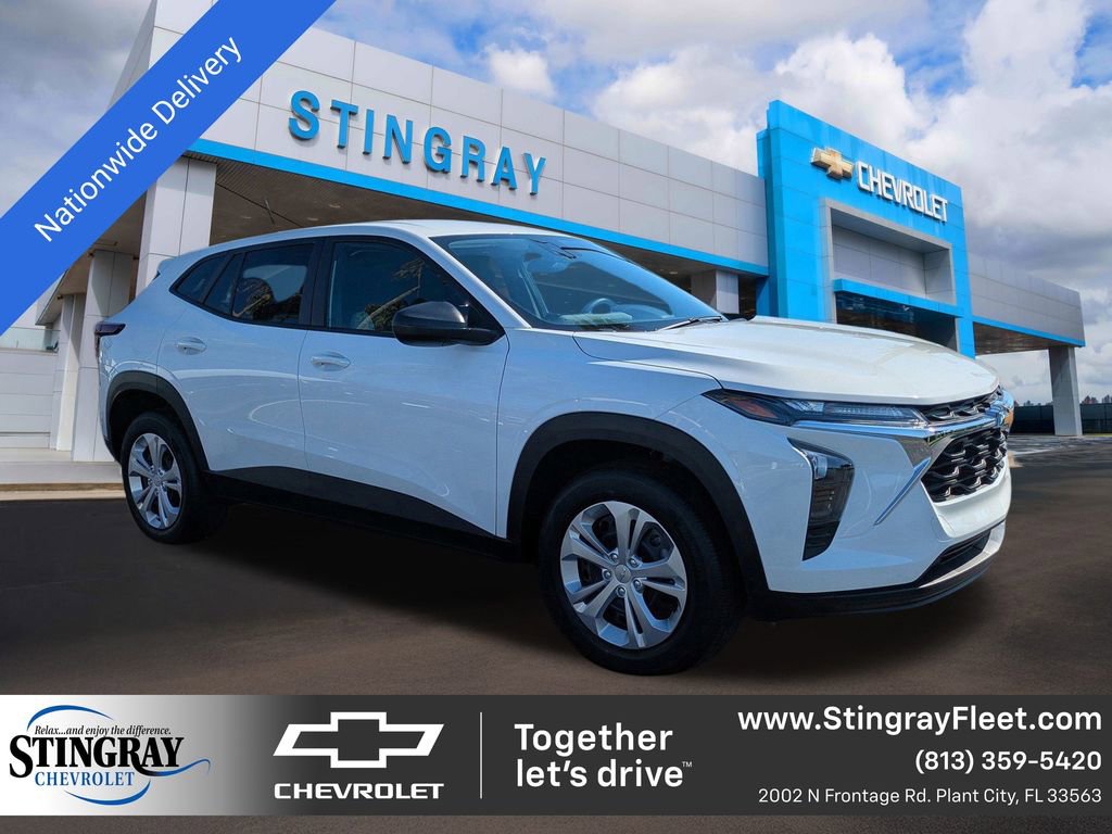 New 2026 Chevrolet Trax LS w/ Driver Confidence Package 360° Tour