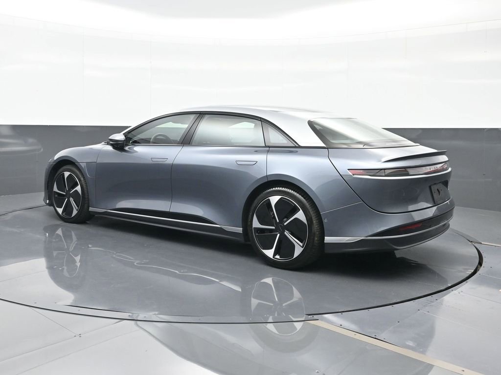 Used 2025 Lucid Air Touring image 3