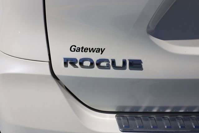Used 2018 Nissan Rogue SL w/ Premium Package AWD/4WD image 47