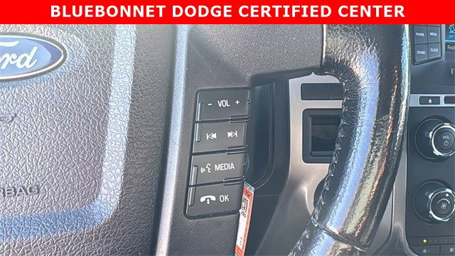 Used 2016 Ford Expedition XLT image 23