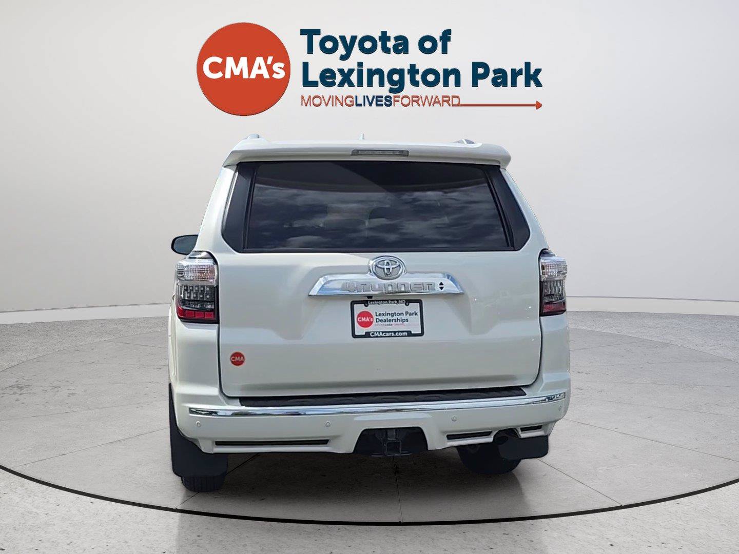 Used 2017 Toyota 4Runner Limited AWD/4WD image 4