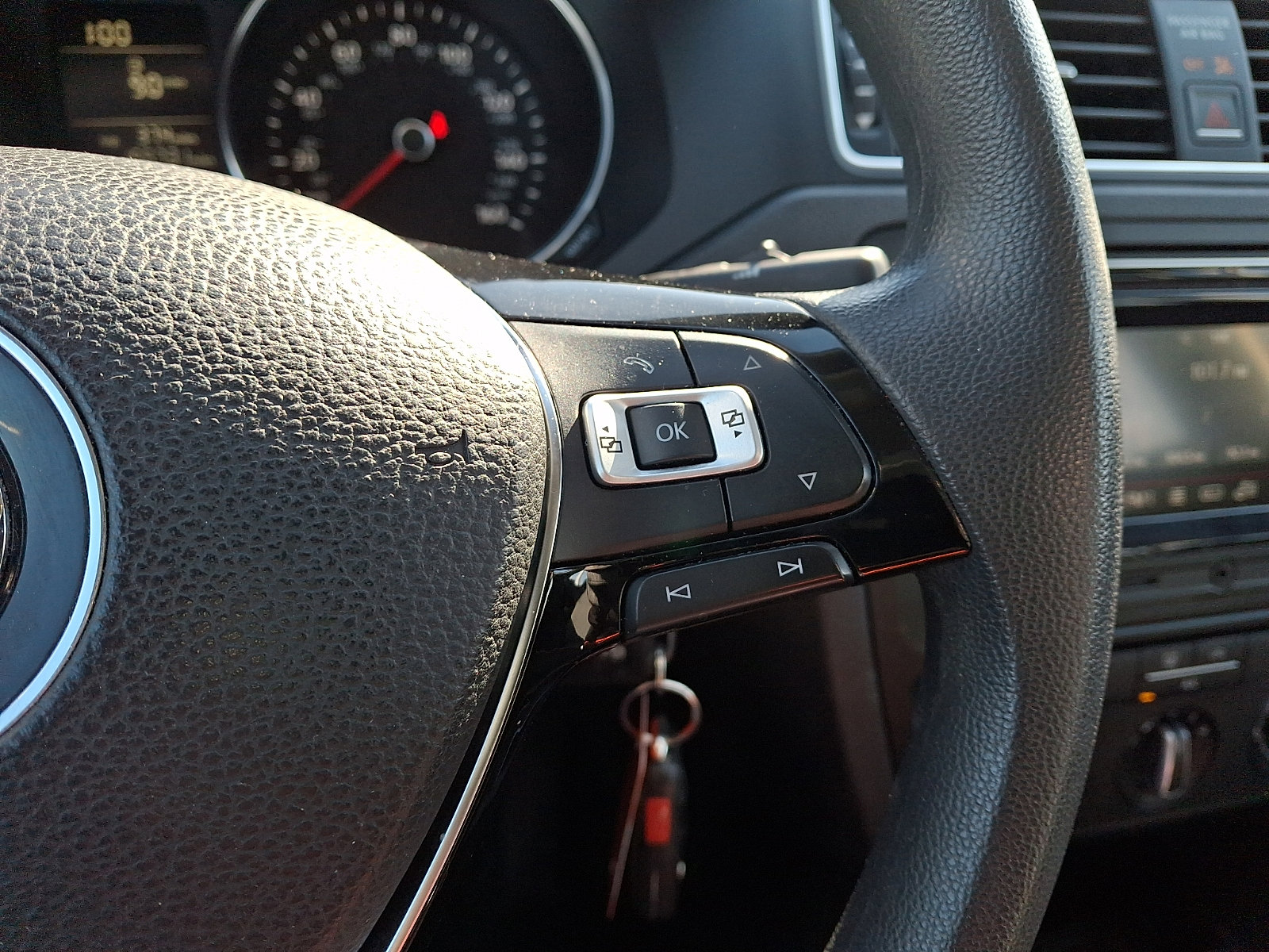 Used 2017 Volkswagen Jetta S image 20