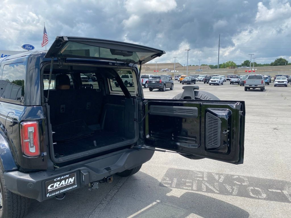 Used 2024 Ford Bronco Outer Banks AWD/4WD image 9