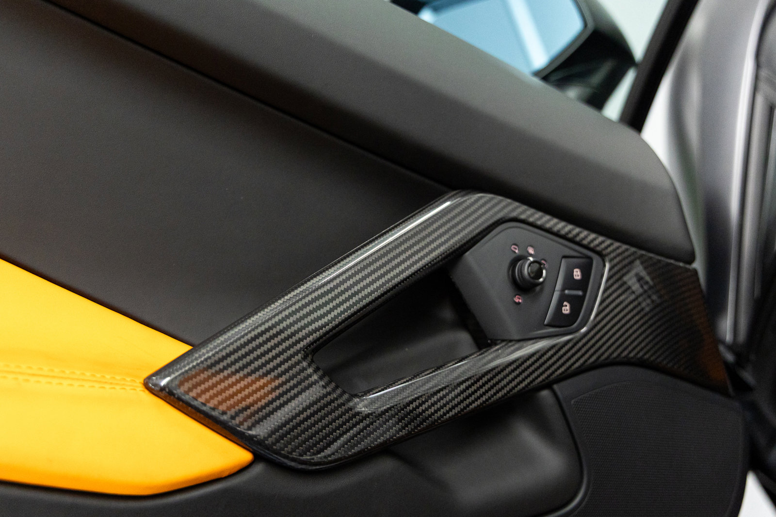 Used 2014 Lamborghini Aventador LP 700-4 AWD/4WD image 33