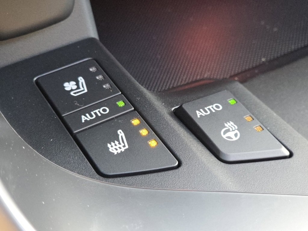 New 2025 Lexus LX 600 600 Premium image 9