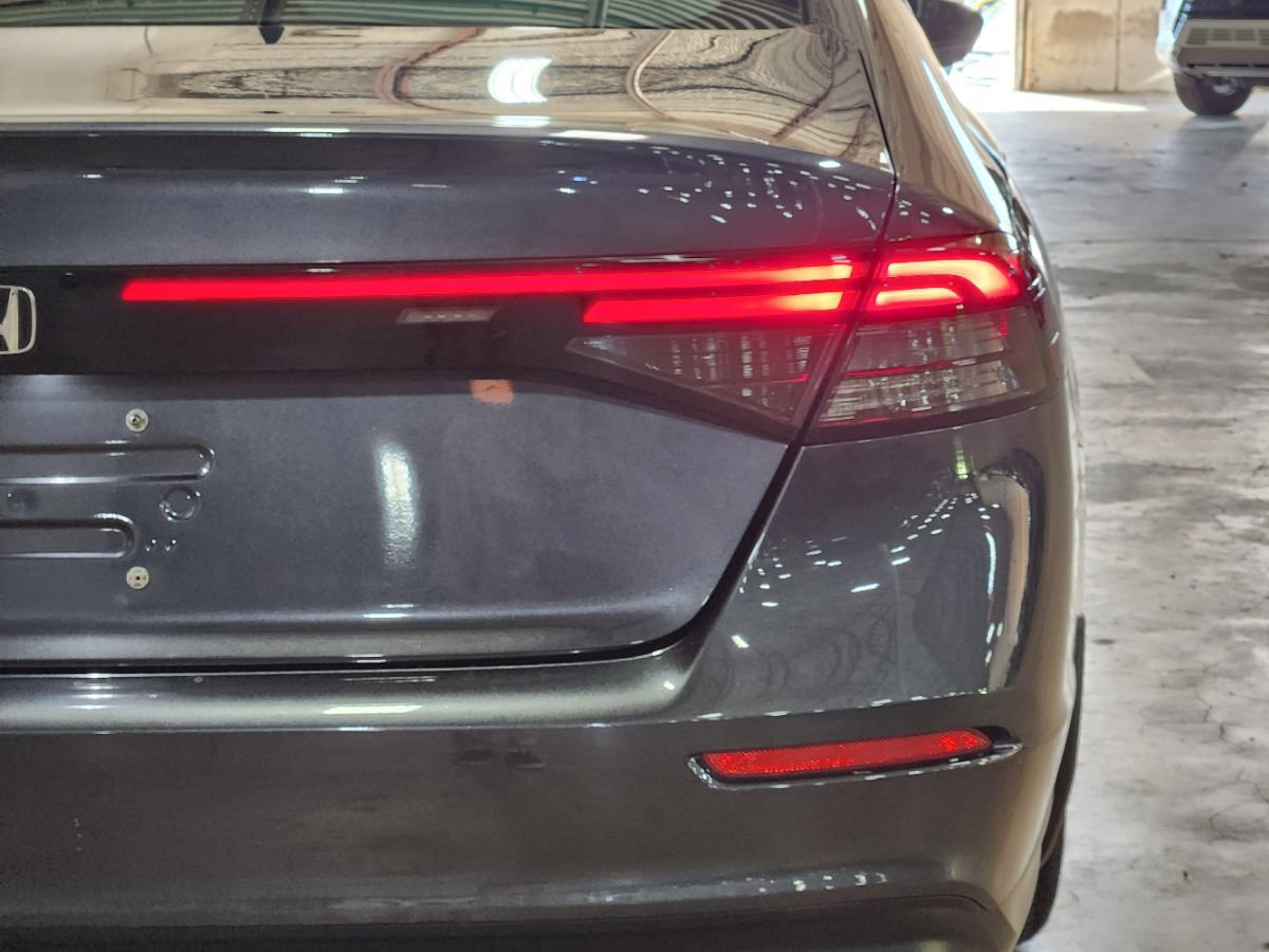 Used 2023 Honda Accord EX image 18