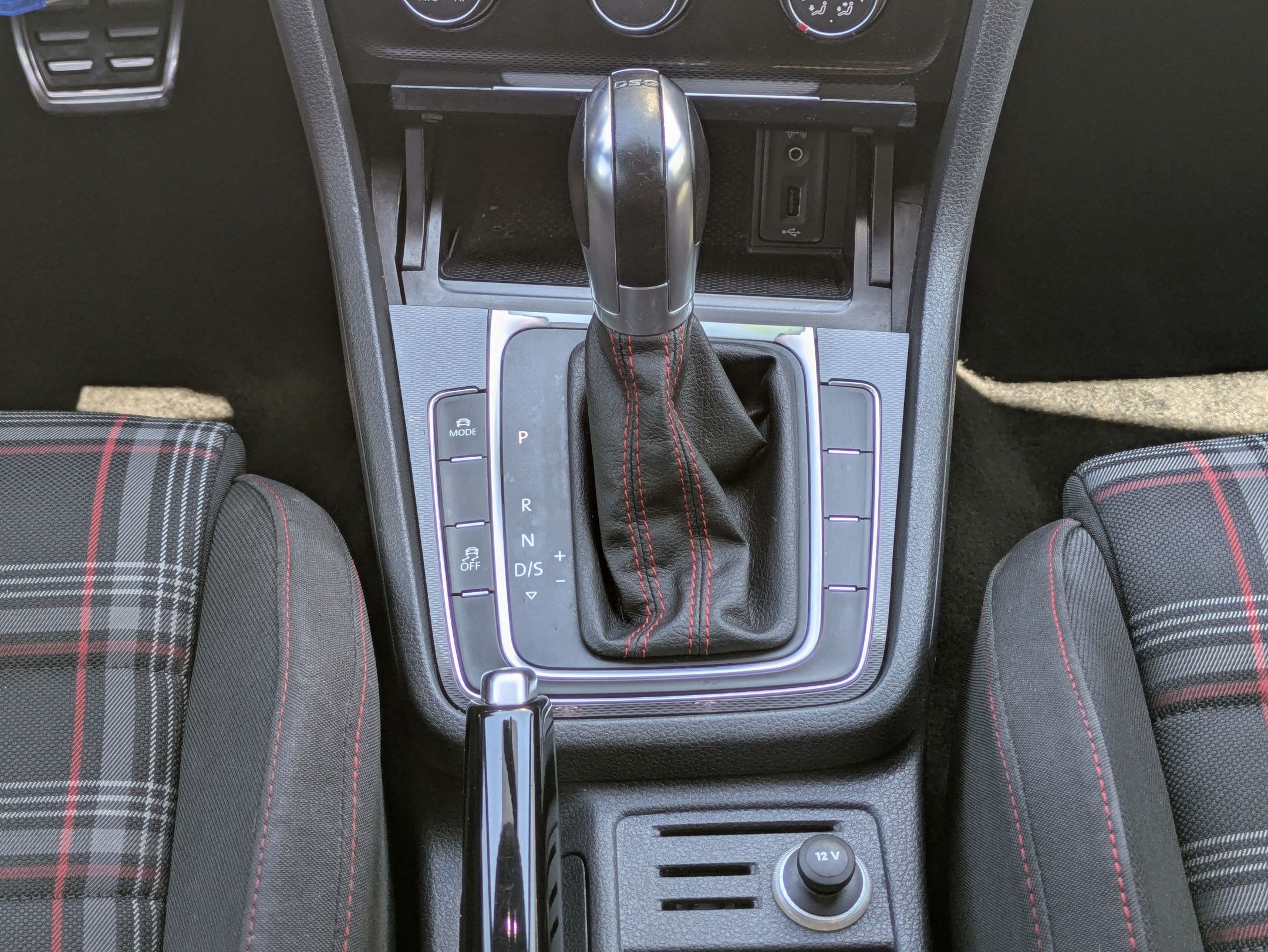 Used 2016 Volkswagen GTI S FWD image 25