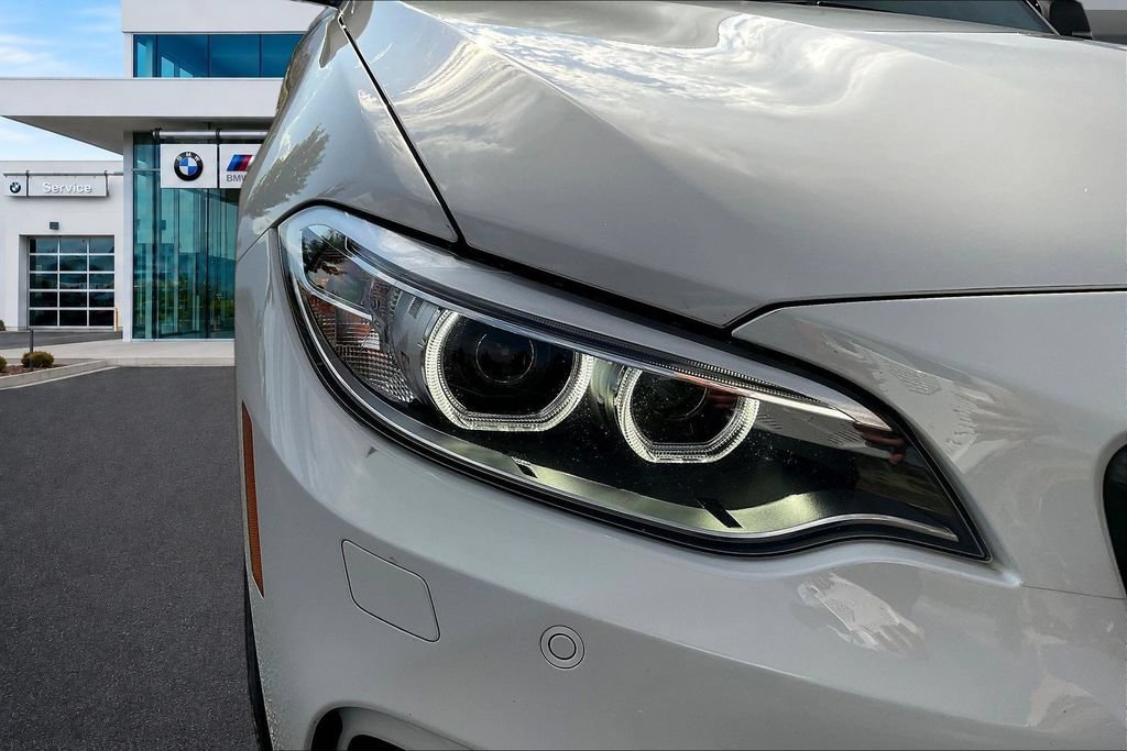 Used 2017 BMW M240i xDrive Coupe AWD/4WD image 32