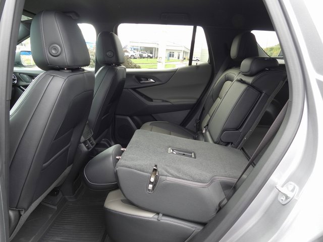 New 2026 Chevrolet Equinox LT w/ Safety and Technology Package image 40