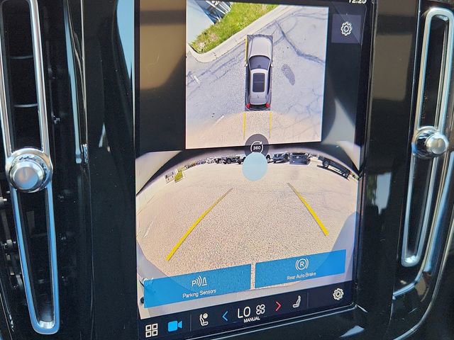 New 2025 Volvo XC40 B5 Ultra w/ Climate Package AWD/4WD image 21