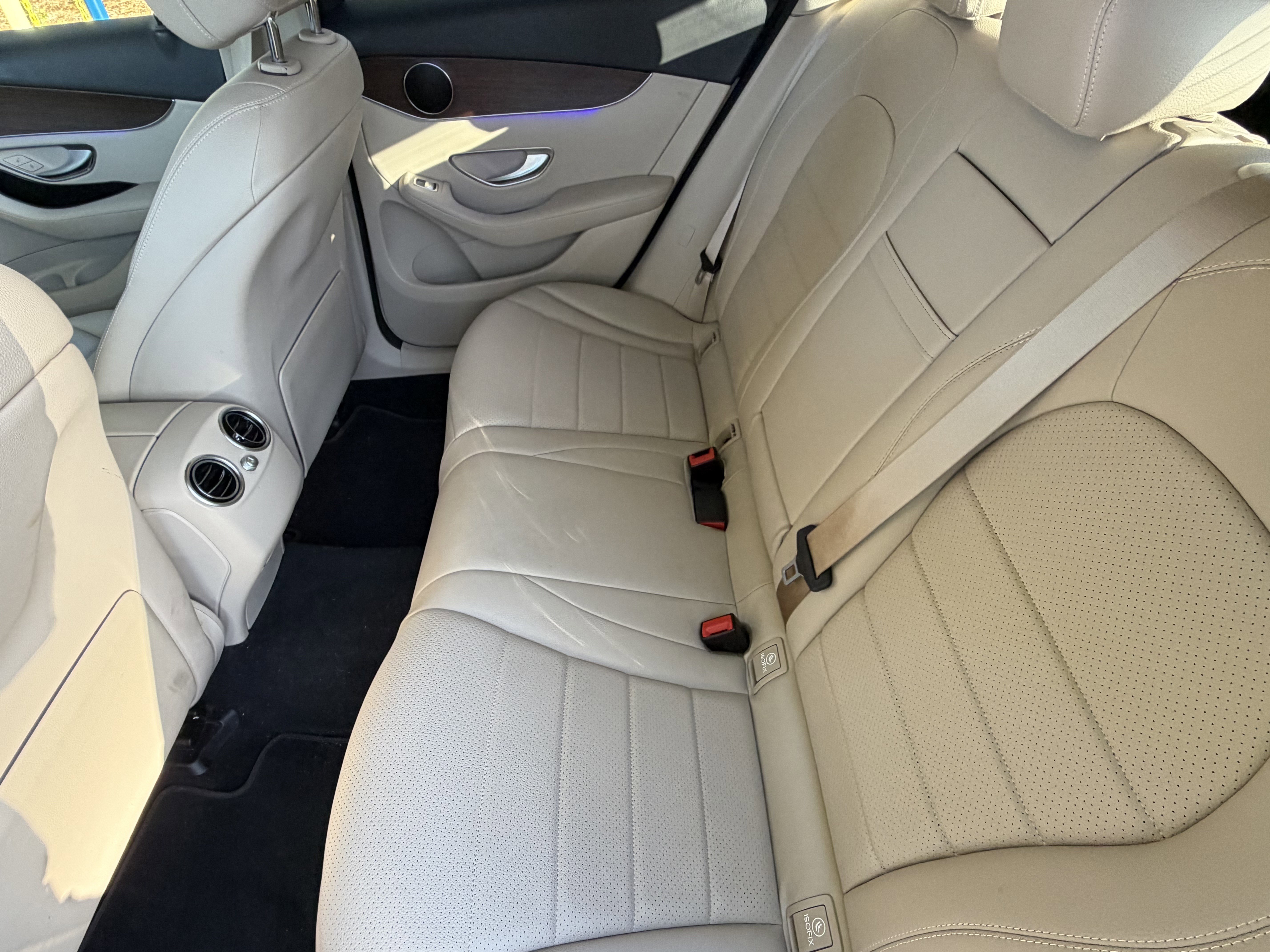 Used 2022 Mercedes-Benz GLC 300 4MATIC image 34