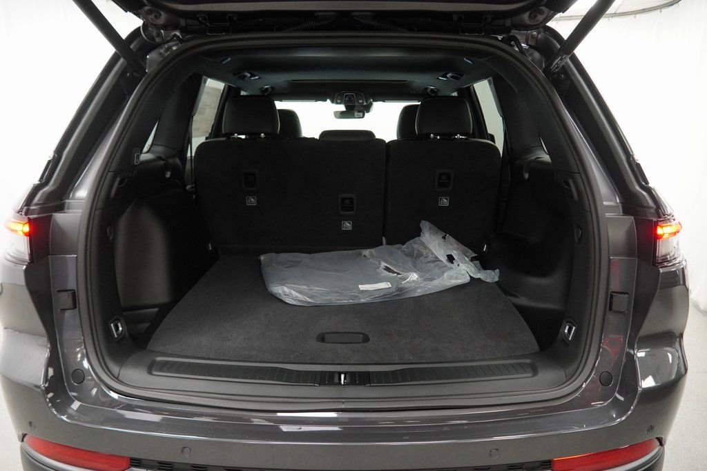 New 2026 Jeep Grand Cherokee Altitude image 29