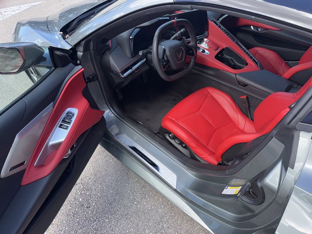 Used 2023 Chevrolet Corvette Stingray Preferred Cpe w/ Battery Protection Package image 17