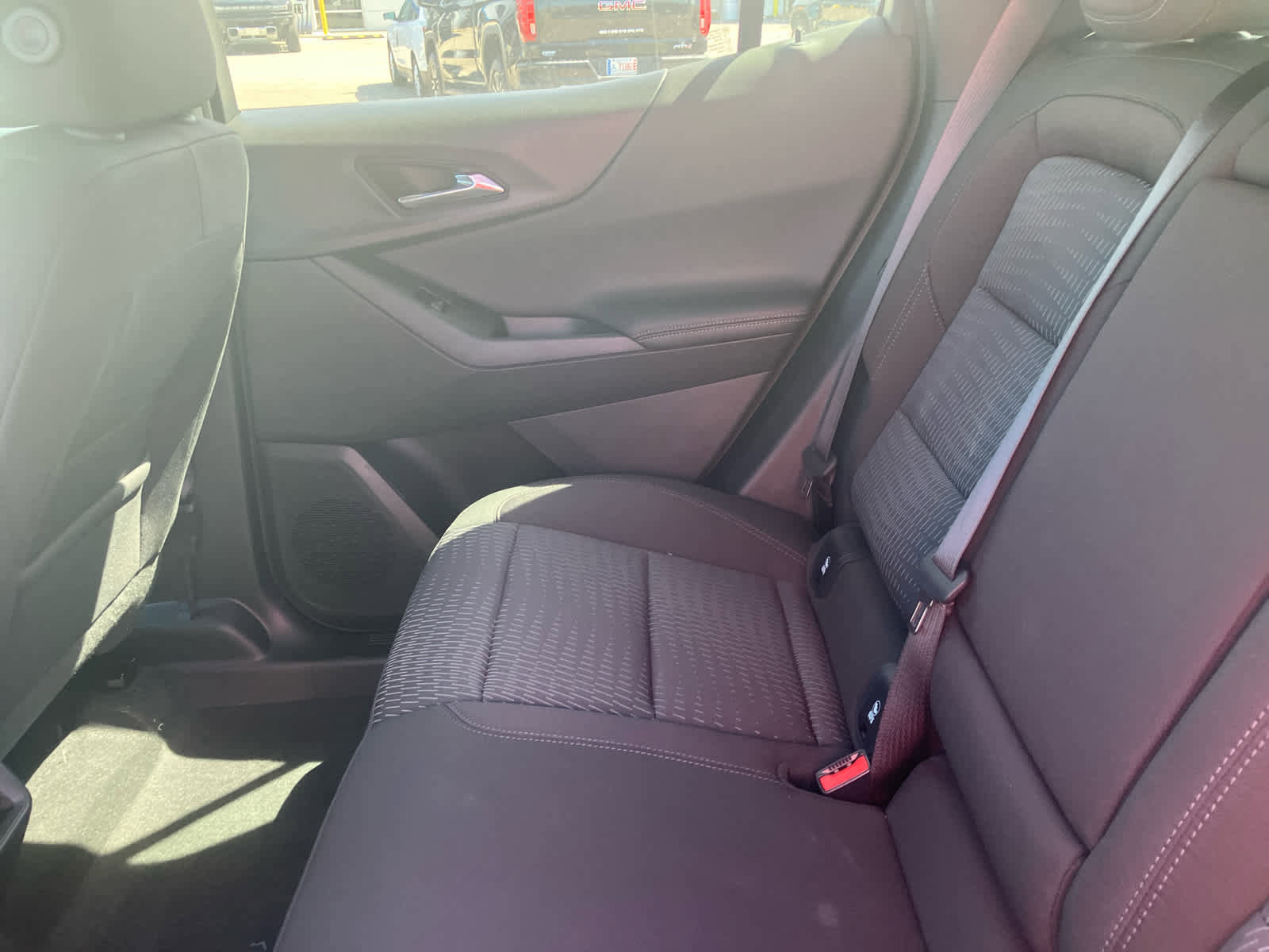 New 2026 Chevrolet Equinox LT w/ Safety and Technology Package FWD image 34