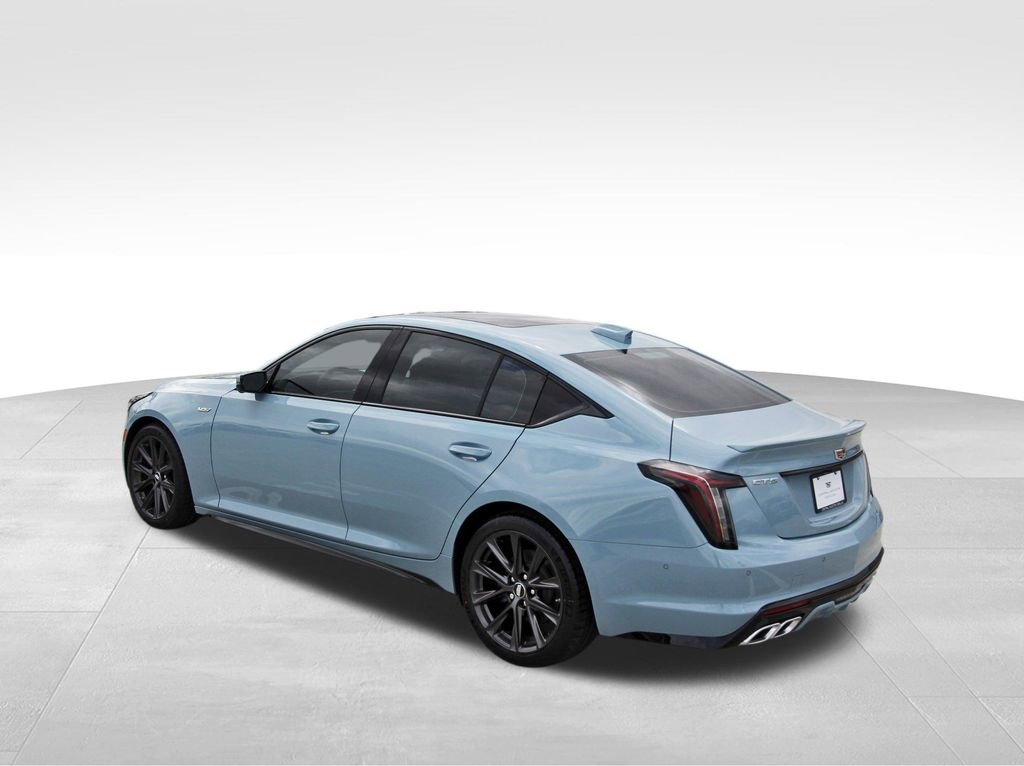 New 2026 Cadillac CT5 V image 3
