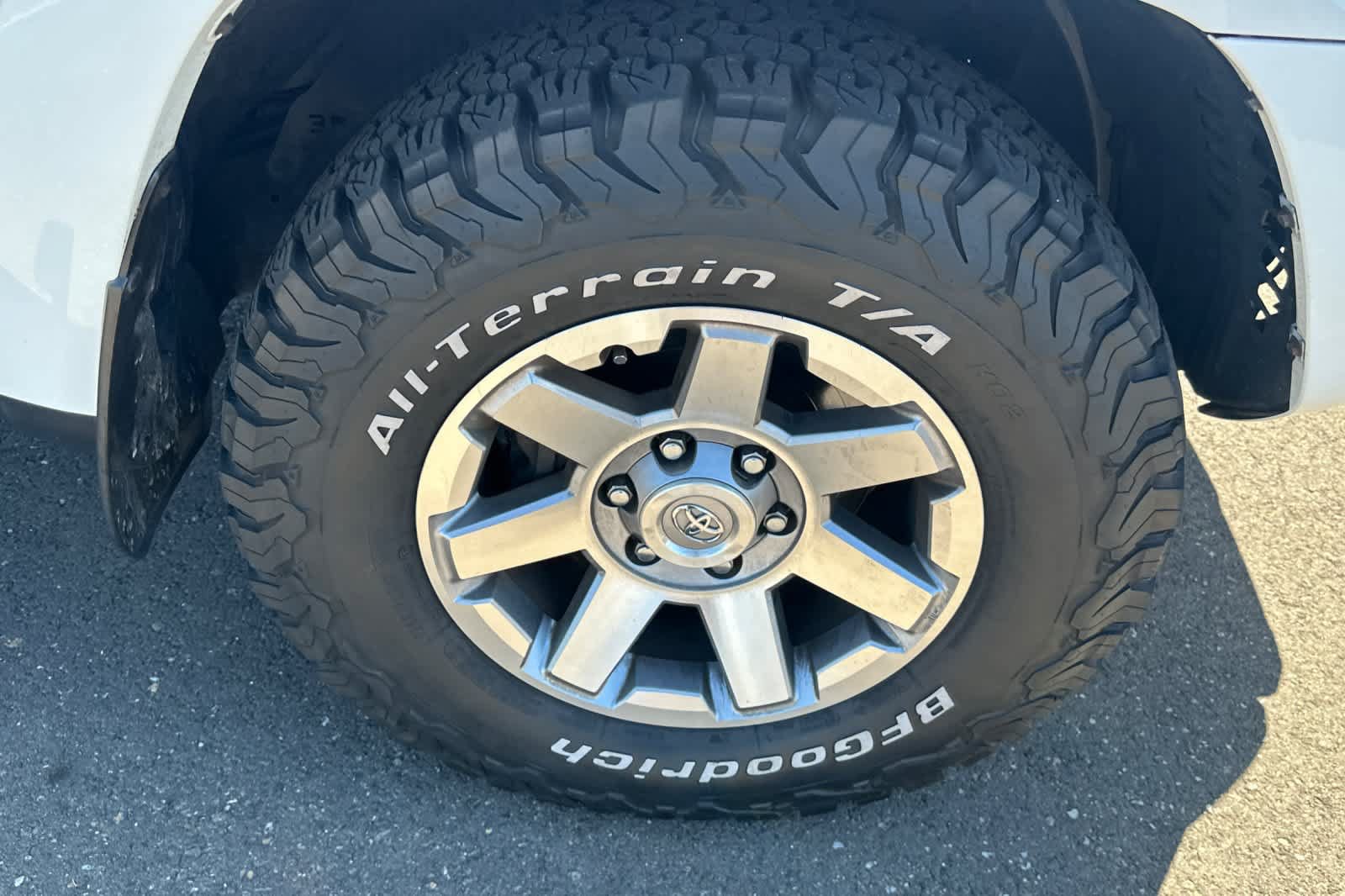 Used 2016 Toyota 4Runner Trail Premium AWD/4WD image 15