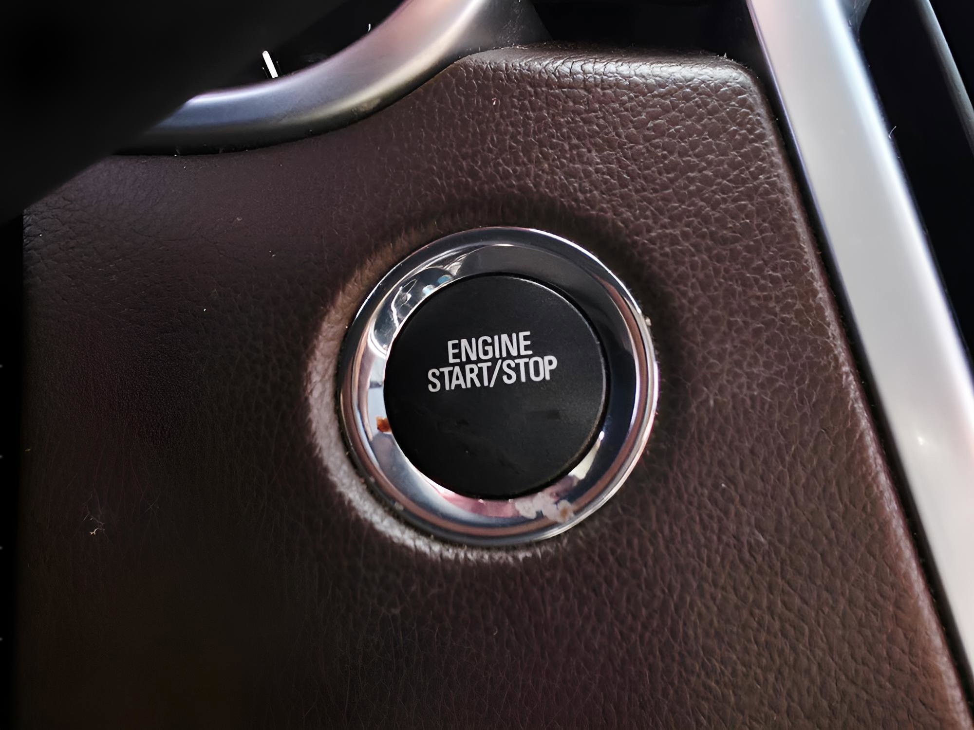 Used 2015 Cadillac SRX Luxury image 31