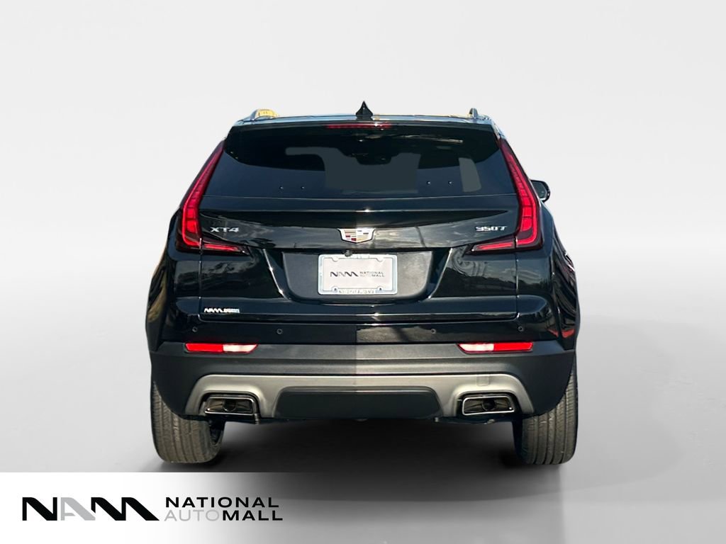 Used 2022 Cadillac XT4 Premium Luxury w/ Enhanced Visibility Package image 4