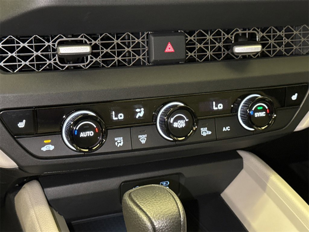 New 2025 Honda Accord SE image 24