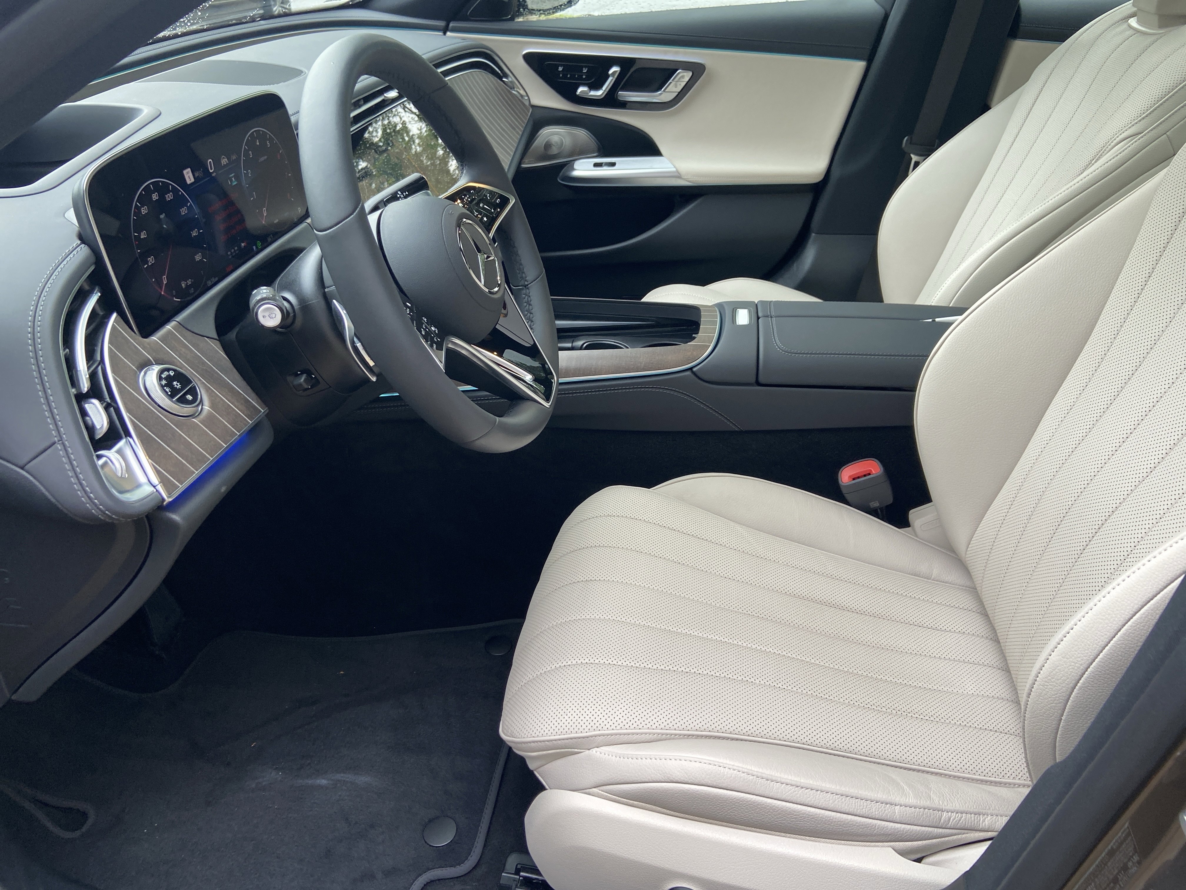 Certified 2026 Mercedes-Benz E 450 4MATIC Sedan image 22